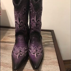 Cowboy boots